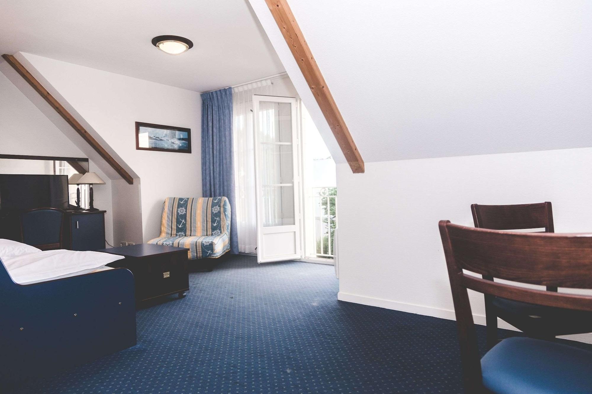 Terres De France - Appart'Hotel ลาโรช-โพเซย์ ภายนอก รูปภาพ