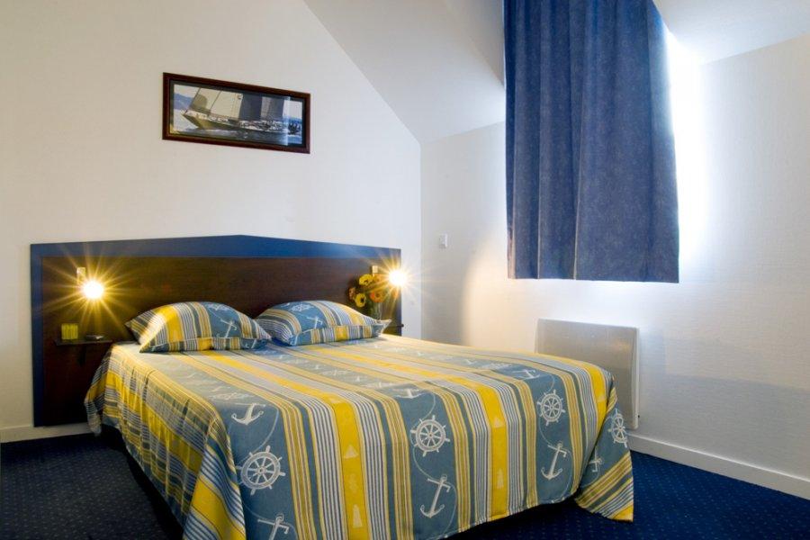Terres De France - Appart'Hotel ลาโรช-โพเซย์ ภายนอก รูปภาพ