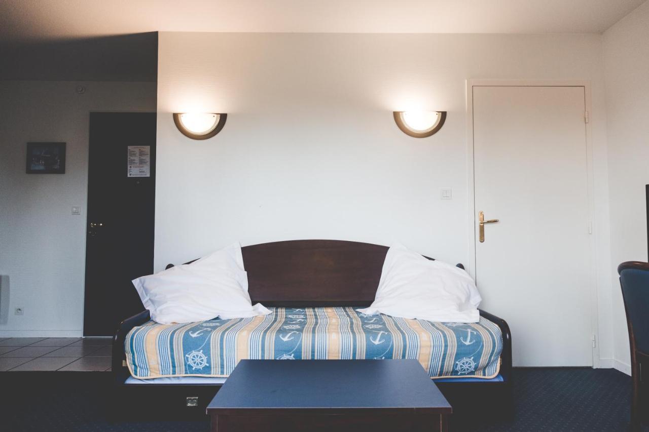 Terres De France - Appart'Hotel ลาโรช-โพเซย์ ภายนอก รูปภาพ