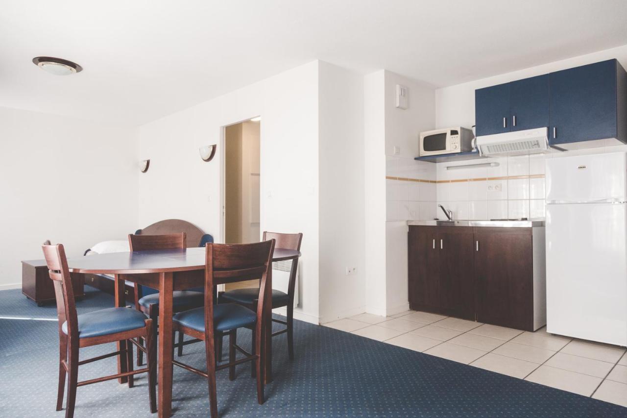 Terres De France - Appart'Hotel ลาโรช-โพเซย์ ภายนอก รูปภาพ